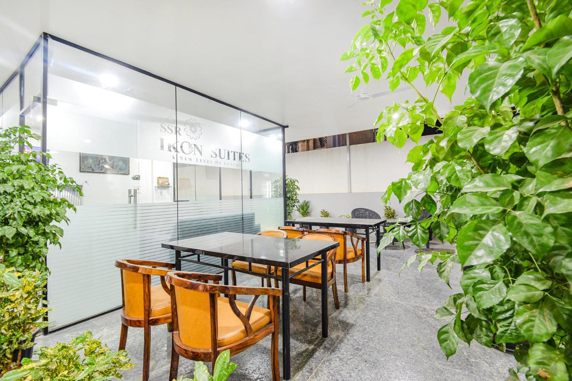 Fabhotel Ssr Ikon Suites - Nr Hyderabad Central University, Kondapur Exterior foto