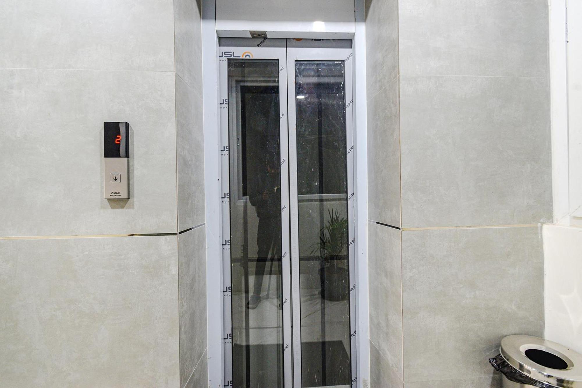 Fabhotel Ssr Ikon Suites - Nr Hyderabad Central University, Kondapur Exterior foto